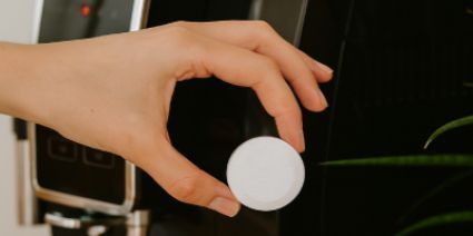 Zo ontkalk je jouw koffiezetapparaat als een pro